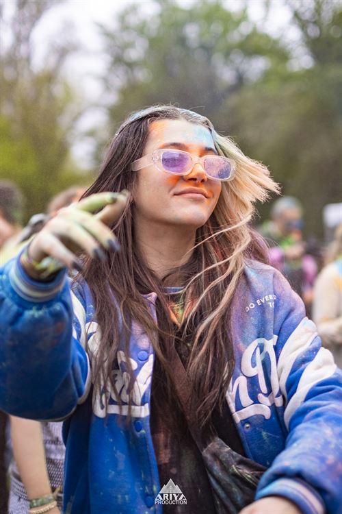 LIOVE THE MOMENT FESTIVAL