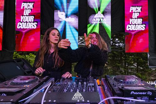 LIOVE THE MOMENT FESTIVAL